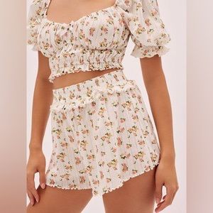 NWT Set 2 pcs Lola Pointelle